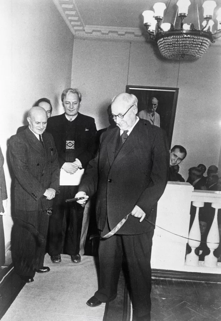 10 ноября родился Андрей Николаевич Туполев (1888-1972) – ученый и авиаконструктор, ученик профессора Н.Е. Жуковского