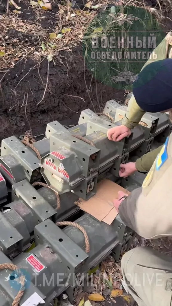 Множество высокоточных 155-мм снарядов М712 Copperhead производства США на вооружении украинских артиллеристов