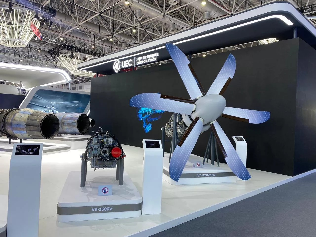 Ростех впервые представил в Чжухае новейший авиадвигатель для боевой авиации