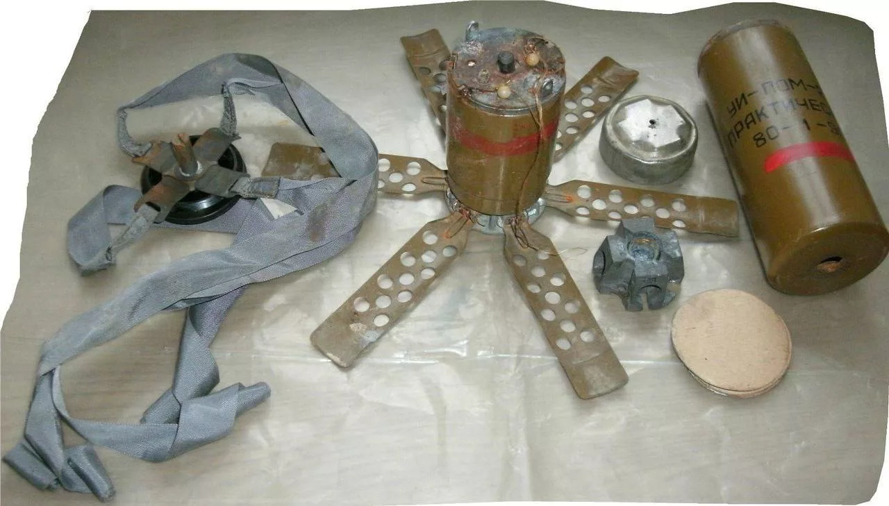 Для минирования местности при помощи дронов противник начал использовать видоизменную мину ПОМ-2Р