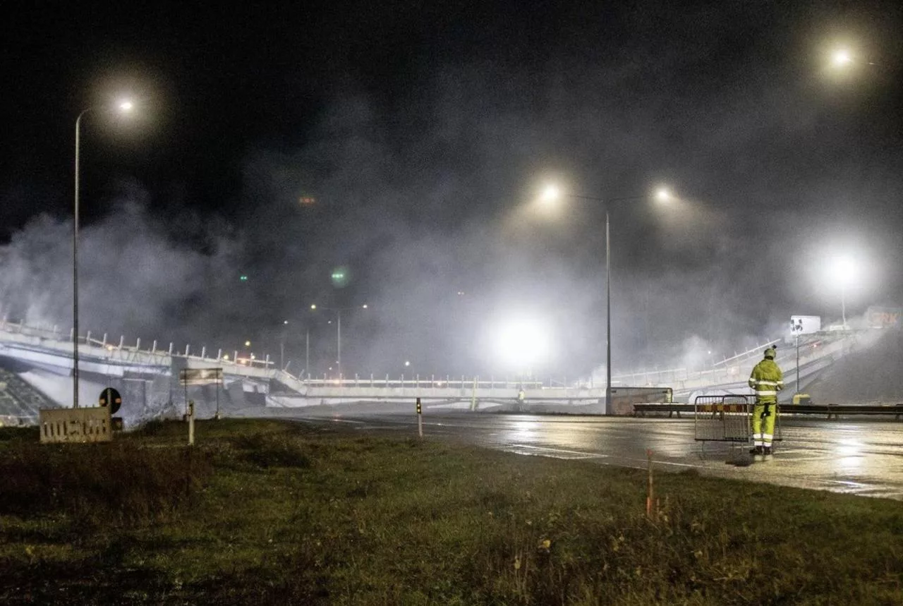 Эстонские и британские войска подорвали мост в Таллине для "тренировки создания заграждений против России" и будущего "строительства нового виадука для переброски НАТОвских танков"