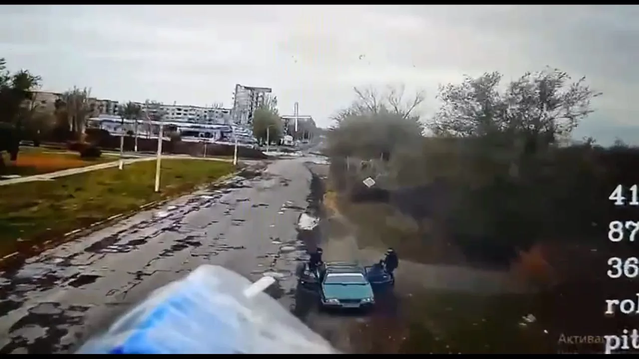 Еще один неочевидный плюс высокого качества и стабильности картинки с дронов, наводимых по оптоволоконному кабелю, это возможность с высокой достоверностью отличать гражданский транспорт от военного перед атакой