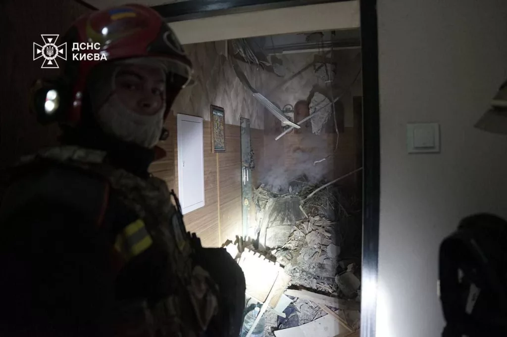 По утверждениям противника, среди использованных сегодня ракет были также гиперзвуковые 3М22 «Циркон», запускаемые с наземных пусковых установок из Крыма