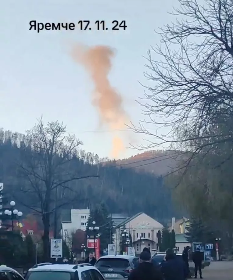 Один из неочевидных результатов сегодняшнего ракетного удара по Украине: поражение целей на юге Ивано-Фраковской области, в районе Яремче и Делятина