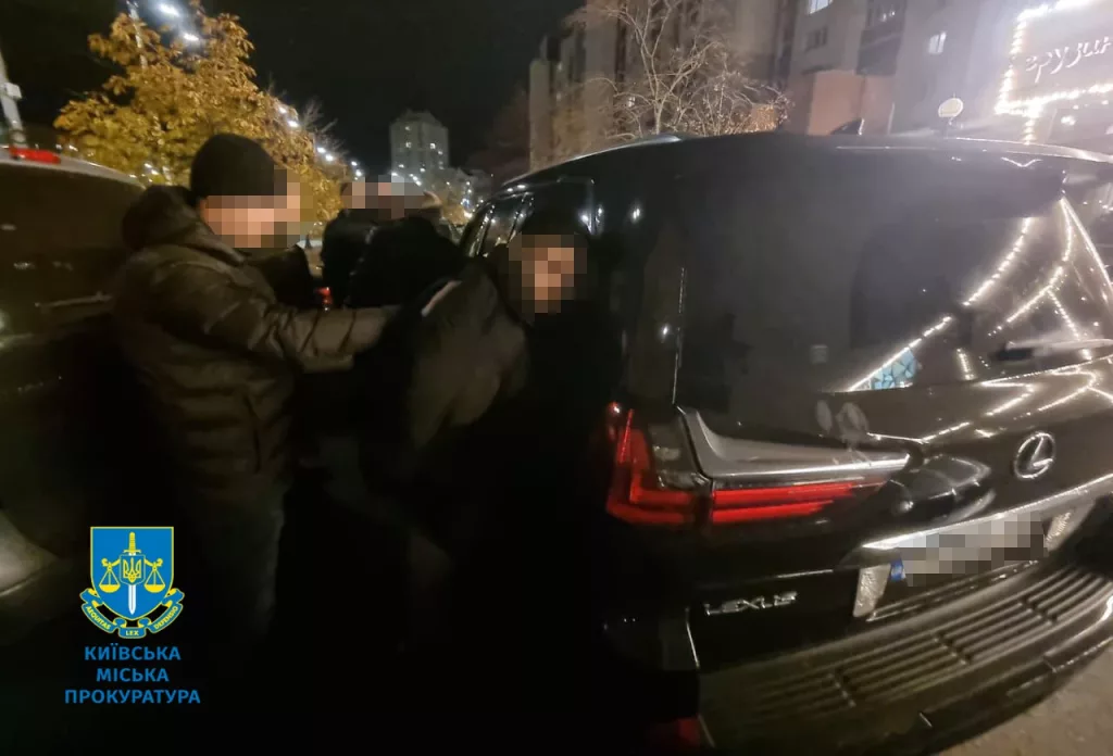 Новые схемы для побега с Украины появляются каждый день