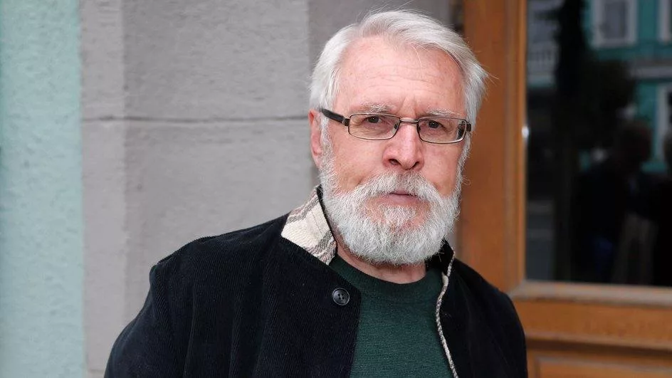 Актёр "Глухаря" Николай Трифилов отдал мошенникам почти 6 млн рублей, предназначенные на лечение рака кишечника, которым артист страдает с 2014 года