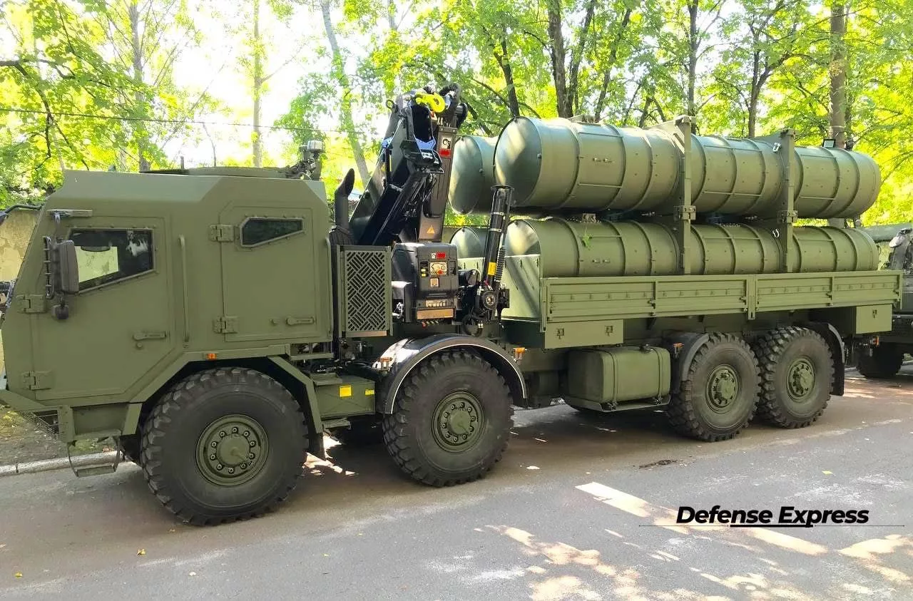 Кадры с пусковыми установками ПКР Р-360 «Нептун» на побережье возле села Новомихайловка Одесской области