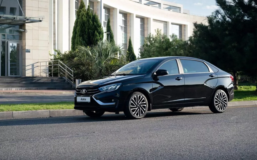 АвтоВАЗ завтра начнет розничные продажи Lada Aura