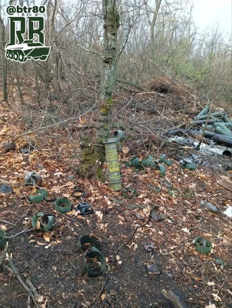 Бойцы группировки "Центр" показали обстановку на взятых позициях