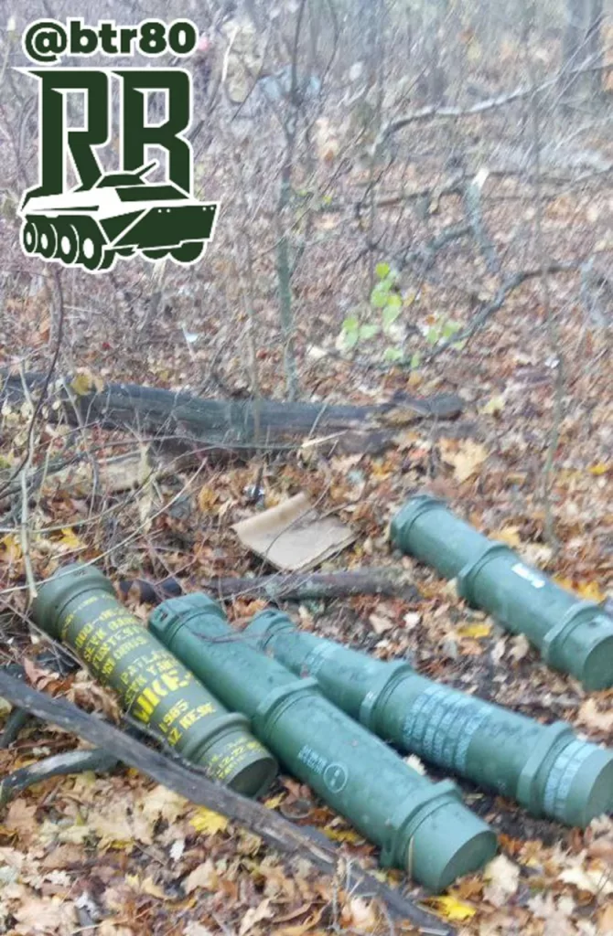 Бойцы группировки "Центр" показали обстановку на взятых позициях
