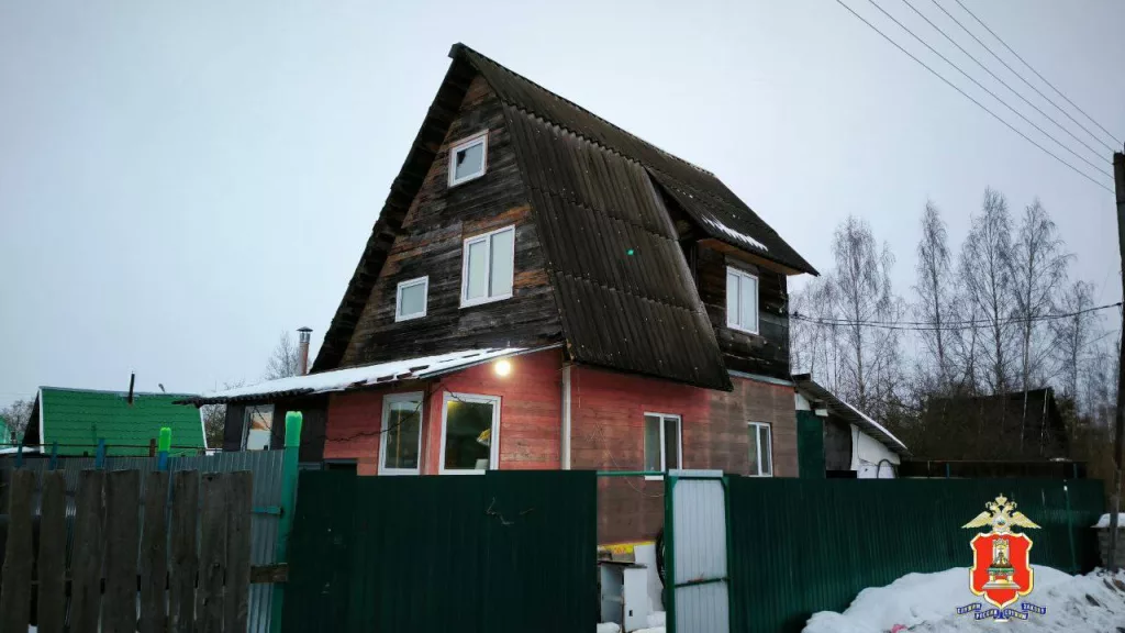 Под Тверью уроженец Таджикистана убил четверых своих детей, а после попытался совершить суицид