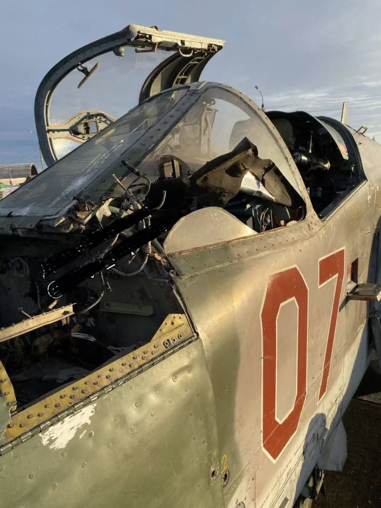 Последствия недавнего столкновения штурмовика Су-25 с разведывательным дроном от ZALA