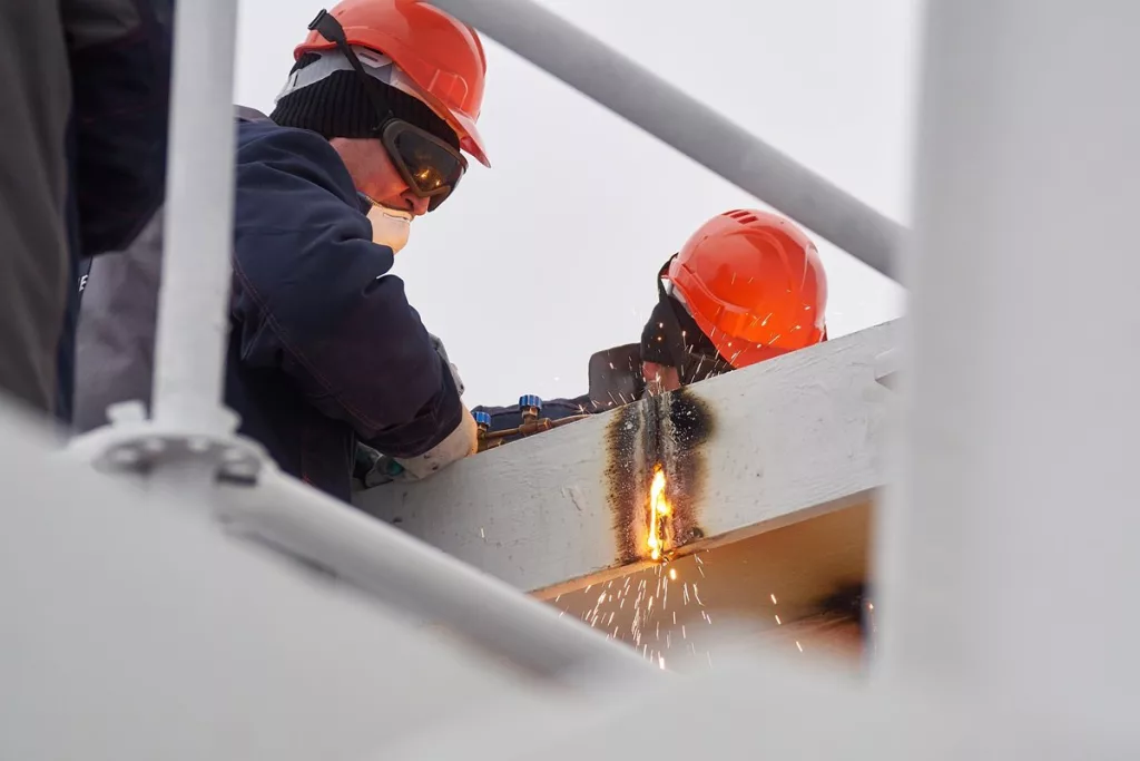 Для ВМФ России спущен на воду новейший патрульный корабль ледового класса «Николай Зубов»