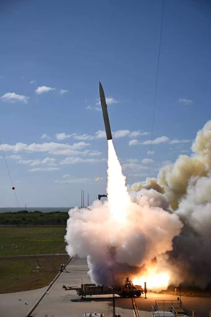 США успешно испытали конвенциональную гиперзвуковую ракету, сообщил Пентагон