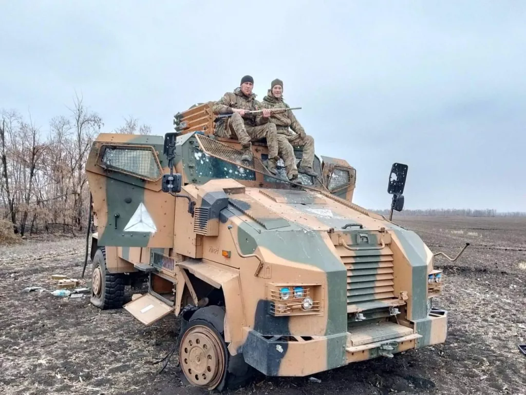 Очередной затрофеенный турецкий броневичок BMC Kirpi 4x4 ВСУ на одном из направлений