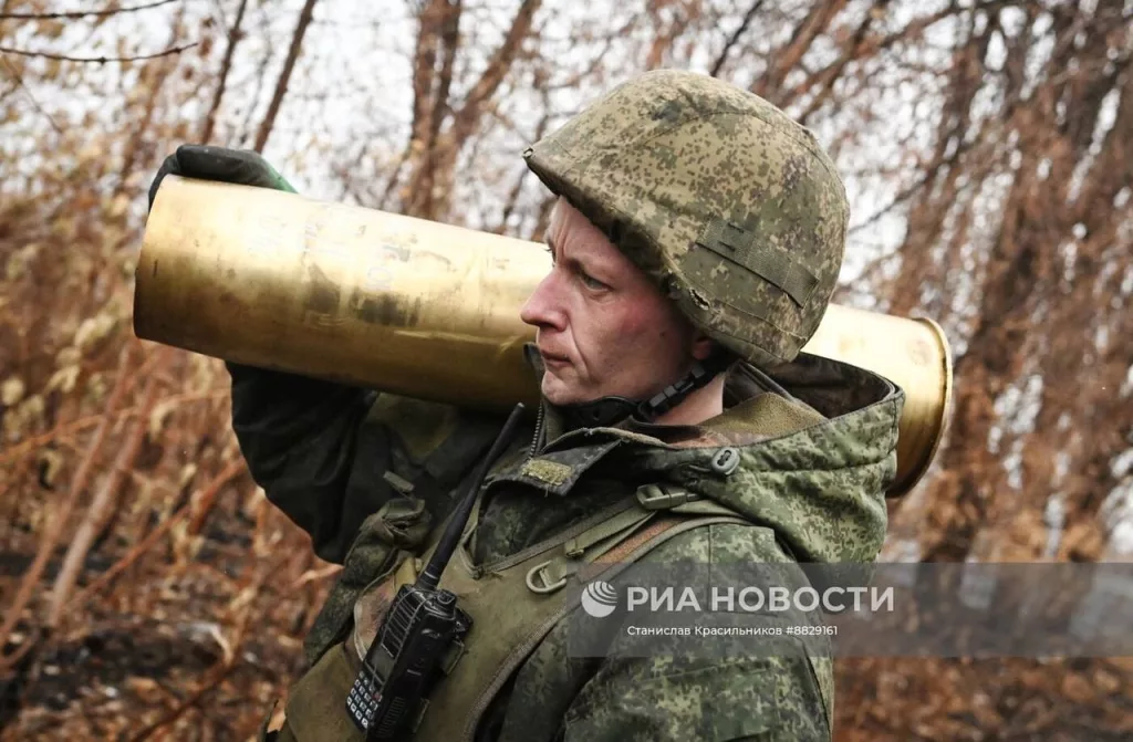 Боевая работа расчета 130-мм пушки М-46 на Красноармейском направлении