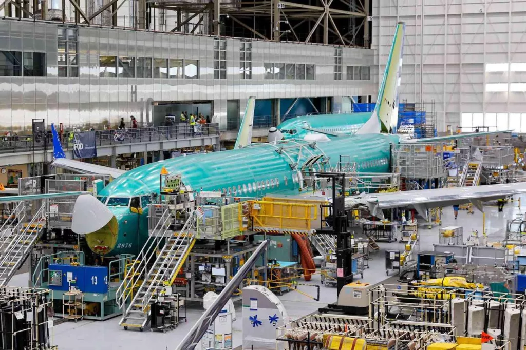 Boeing нацелен на 38 самолётов 737 MAX в месяц: реалистично ли это?
