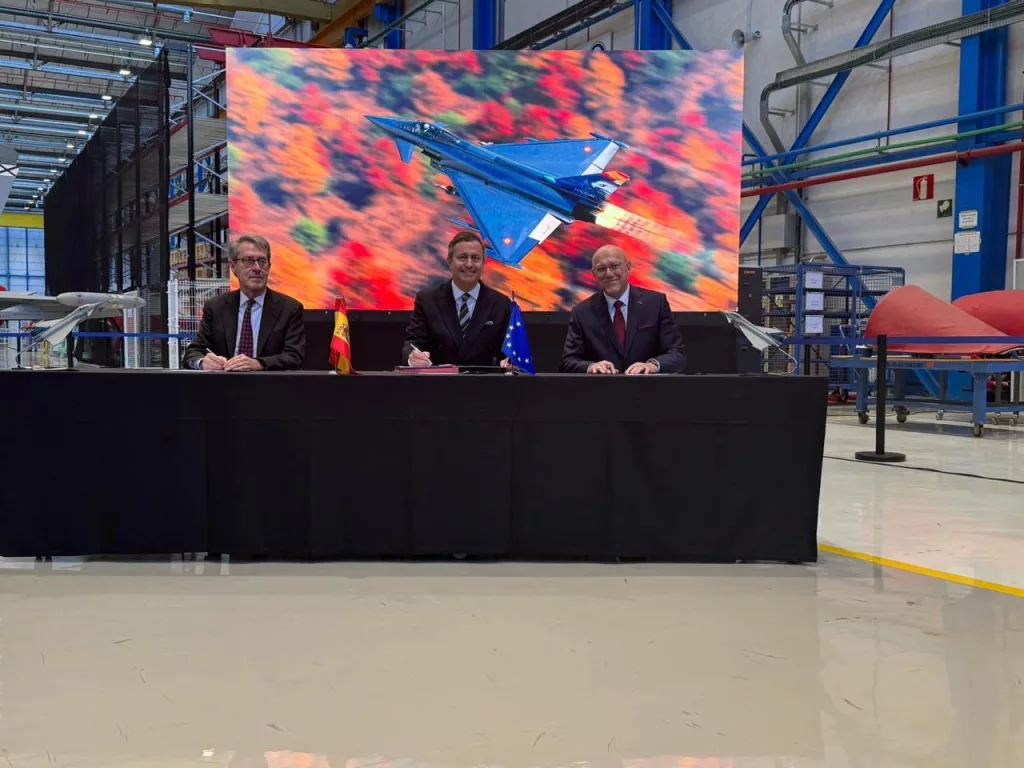 Испания заказывает дополнительные 25 истребителей Eurofighter
