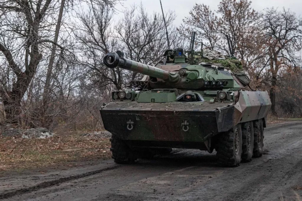 Колесный французский танк AMX-10RC на вооружении 37-й ОБрМП ВСУ