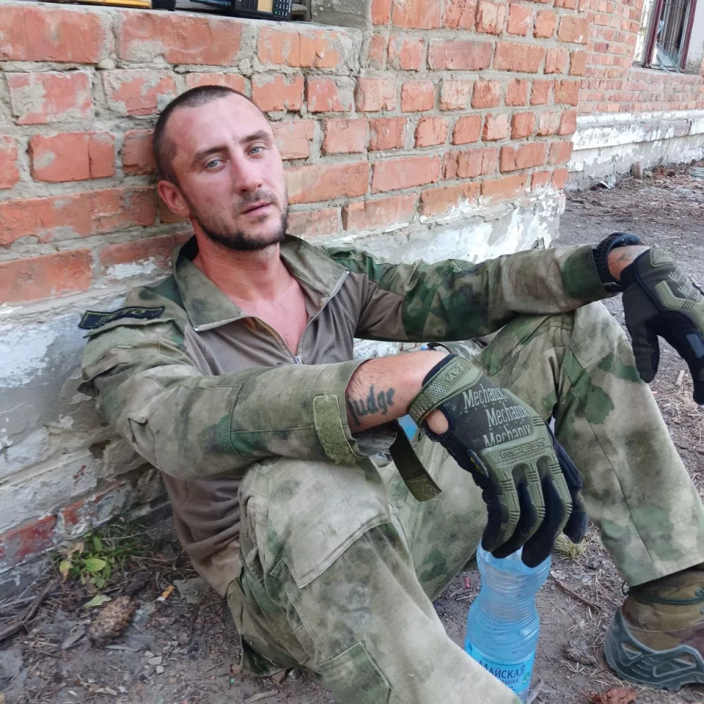 Товарищ Аид поделился своим горем и рассказал о потерях в группе за последнее время в Курской области, чтобы люди помнили и чтили воинов