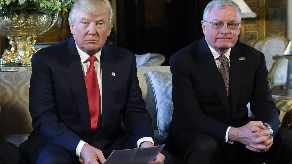 Трамп выбирает план урегулирования в Украине из трех имеющихся у его команды вариантов - Reuters