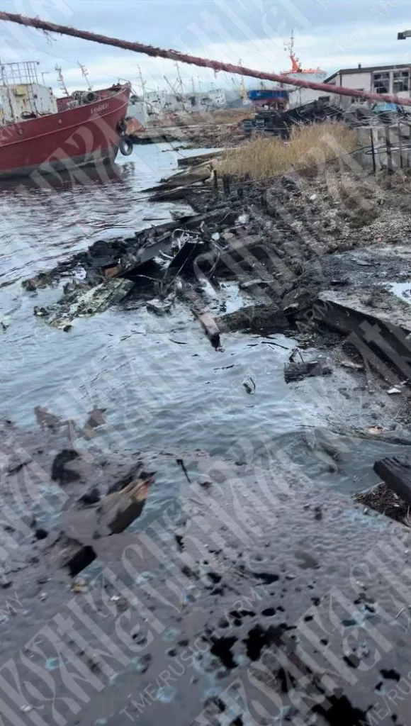 Кадры с уничтоженными сегодня в акватории Чёрного моря БЭК Magura V5 из состава подразделения «Group 13» ГУР Украины