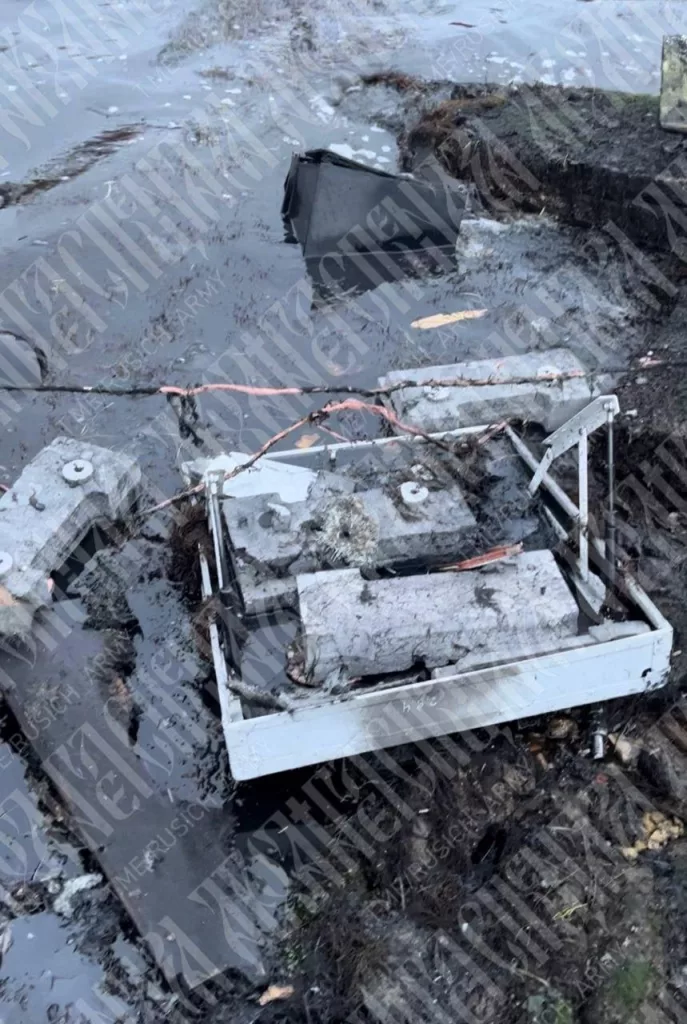 Кадры с уничтоженными сегодня в акватории Чёрного моря БЭК Magura V5 из состава подразделения «Group 13» ГУР Украины
