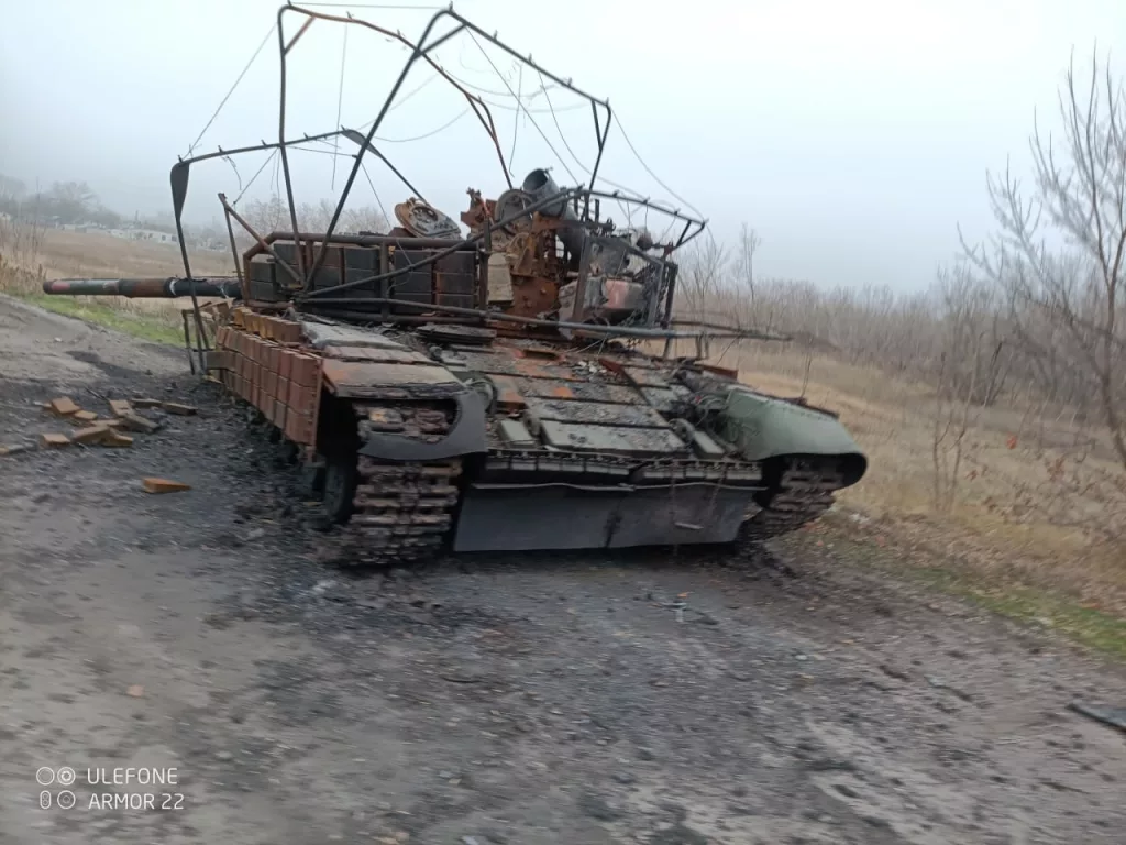 Т-64БВ ВСУ, сожженный недалеко от Шахтерского
