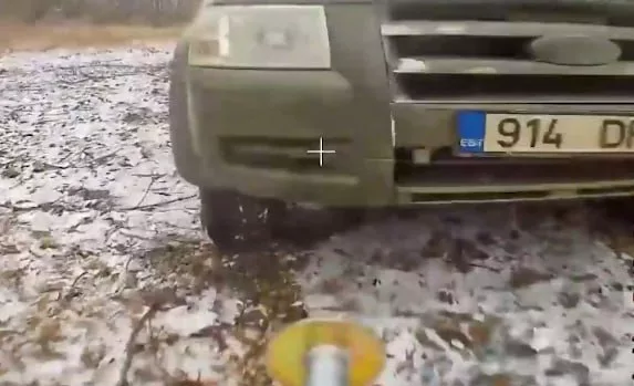 Удар FPV-дрона по пикапу ВСУ на Курском направлении
