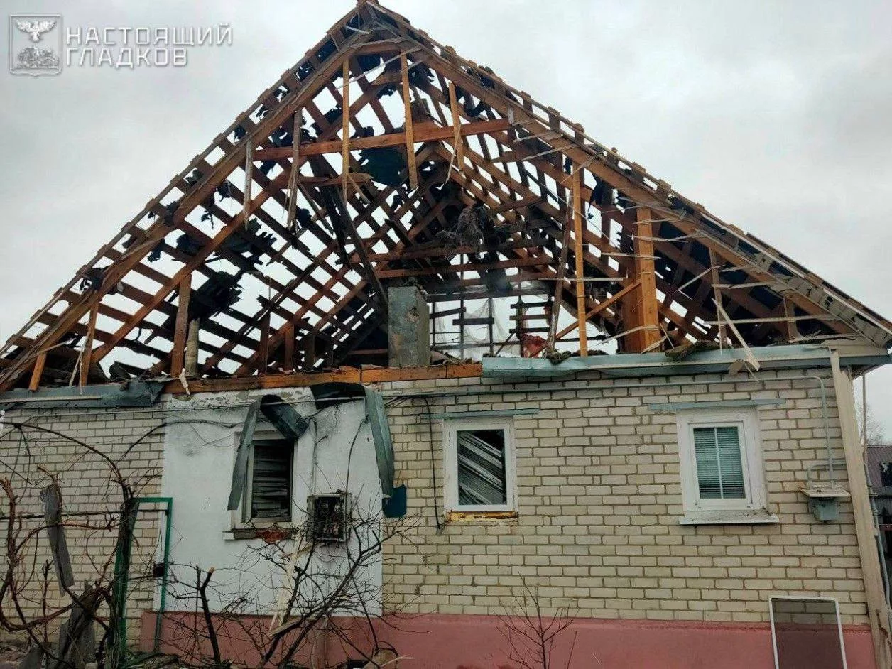 По информации Минобороны этой ночью ПВО перехвачены/уничтожены два украинских БПЛА над Белгородской обл и по одному над территориями Астраханской и Воронежской обл