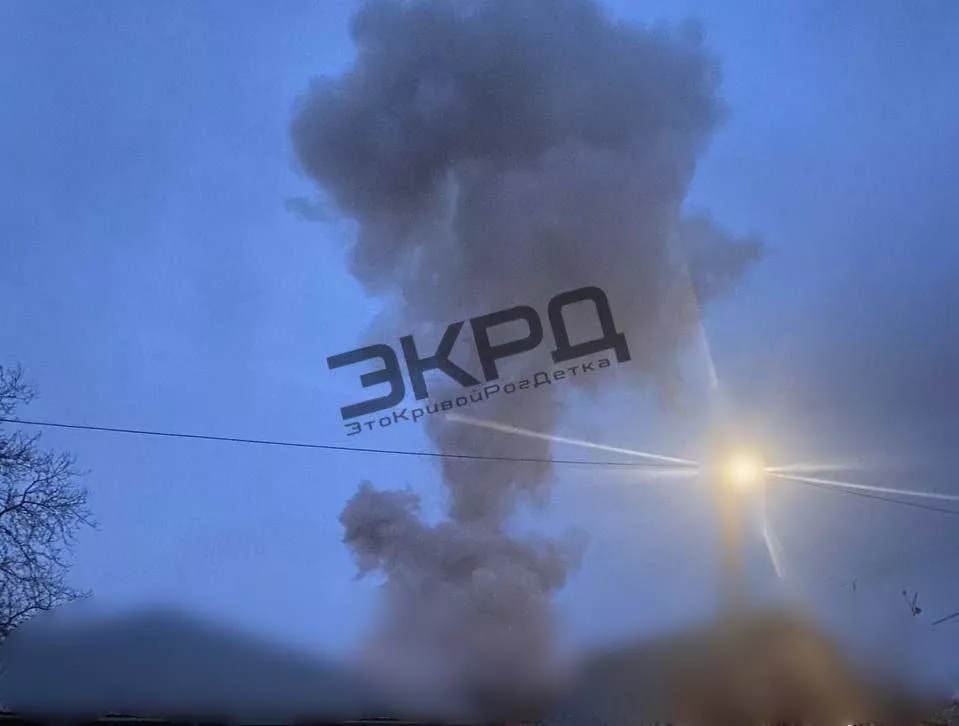 По информации Минобороны этой ночью ПВО перехвачены/уничтожены два украинских БПЛА над Белгородской обл и по одному над территориями Астраханской и Воронежской обл