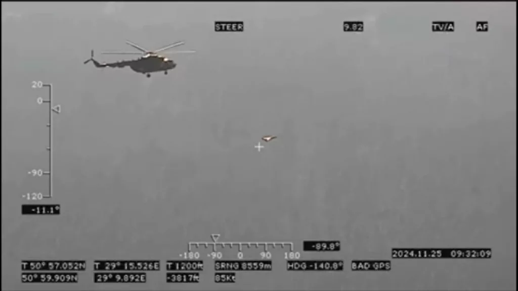 Перехват дрона-камикадзе "Герань-2" огнем с украинского Ми-8 восточнее города Коростень Житомирской области