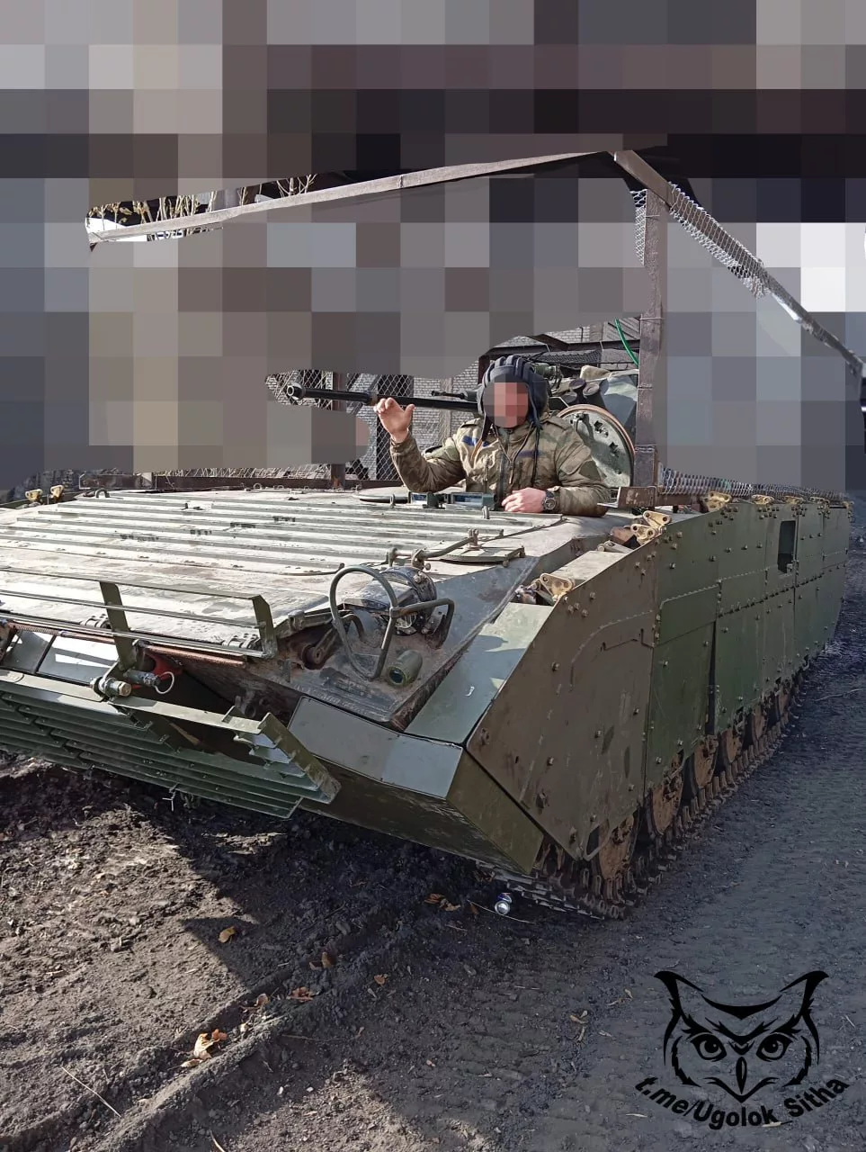 В кузнях Мордора круглосуточно куётся техника, очередная новенькая БМП-1АМ "Басурманин" выезжает на поверхность давить врага