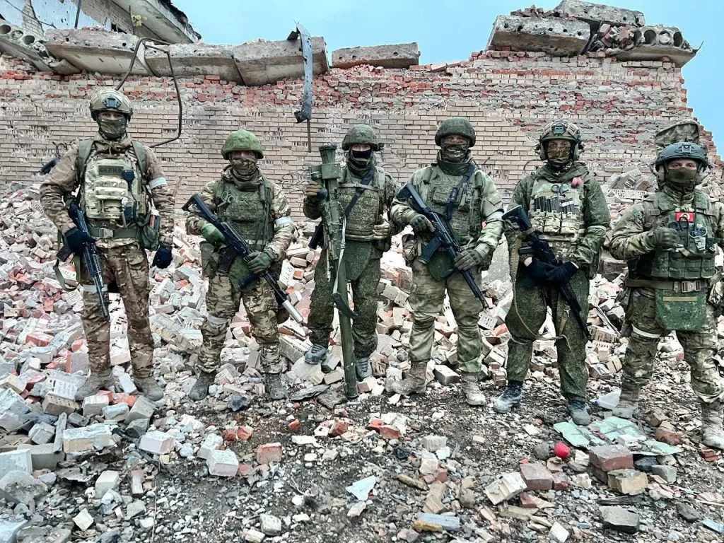 Крупнокалиберный Переполох: Вчера был на передовой в окружении бойцов из Донецка, Одессы, Харькова и других городов Украины