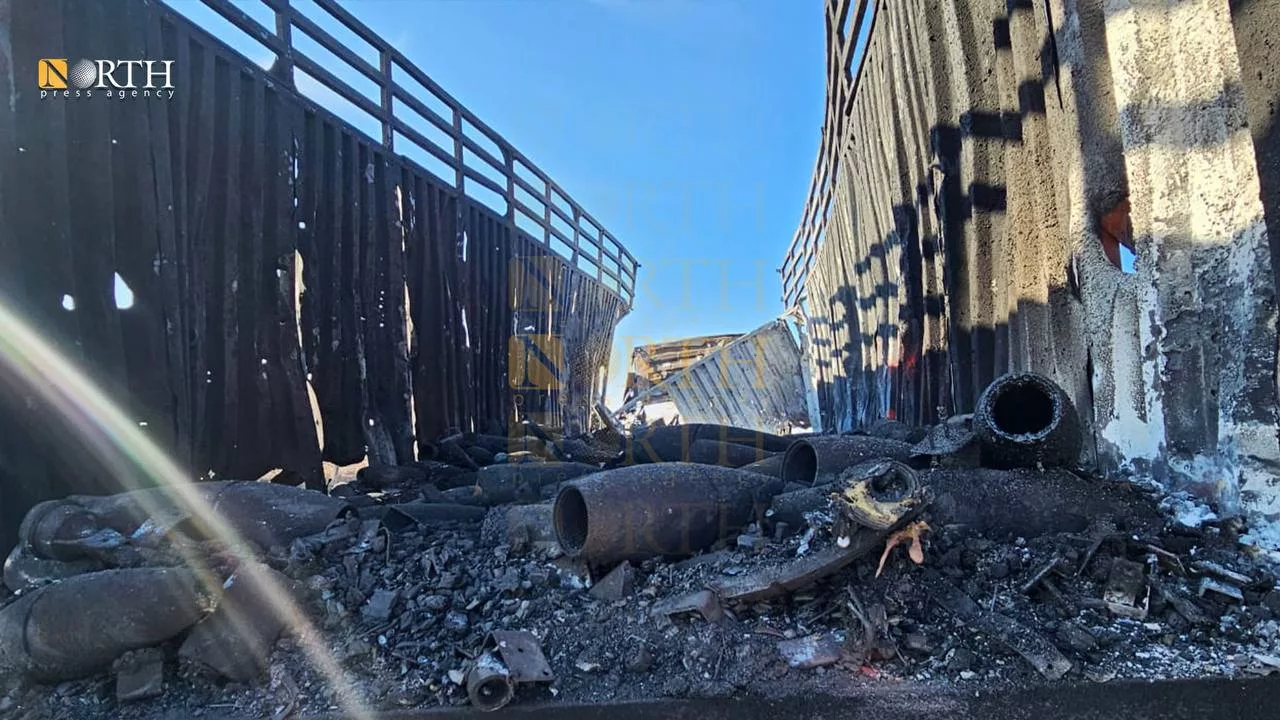 Результат ночного авиаудара по аэродрому Камышлы на северо-востоке Сирии