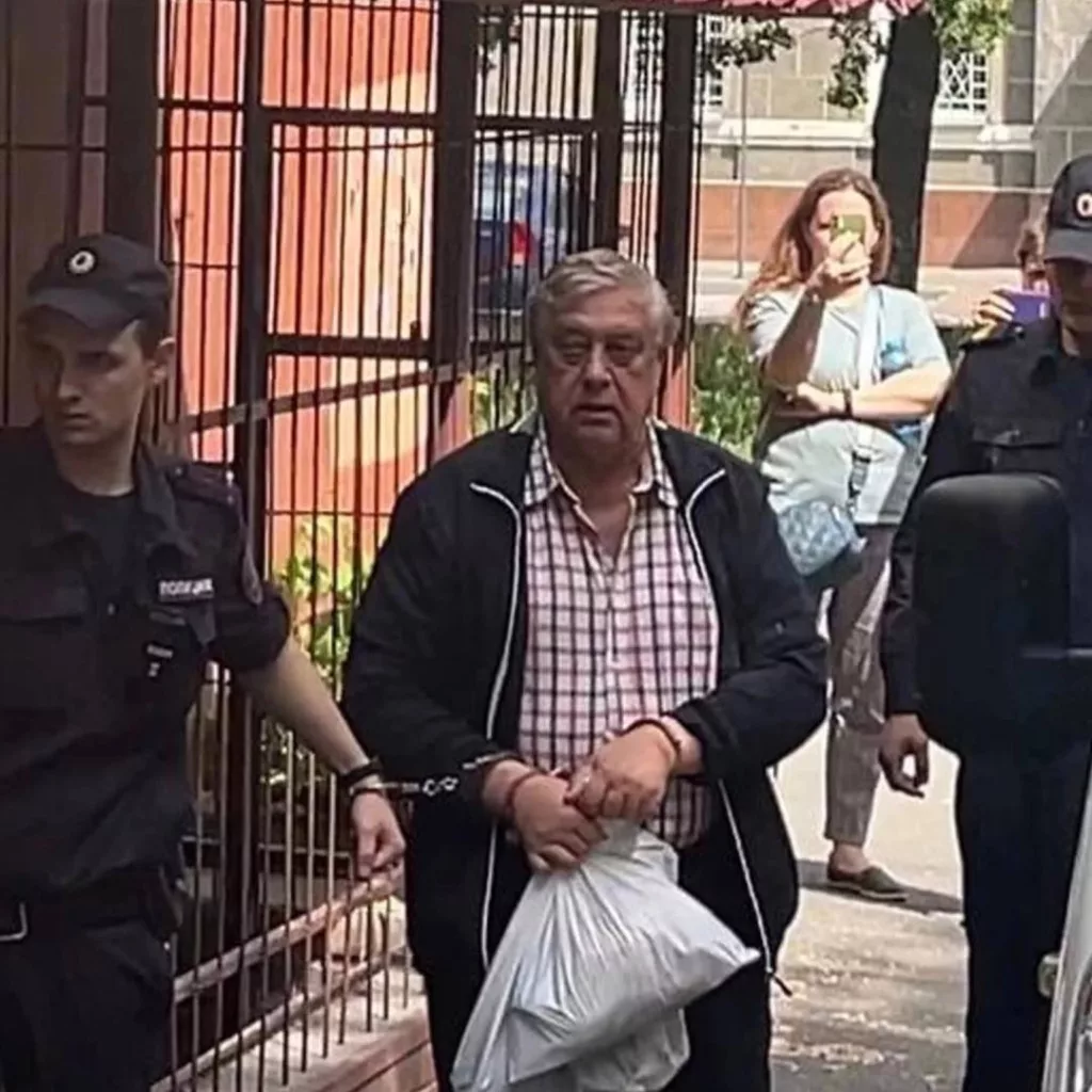 Бывшего гендиректора челябинского электрометаллургического комбината приговорили к условному сроку по делу о педофилии