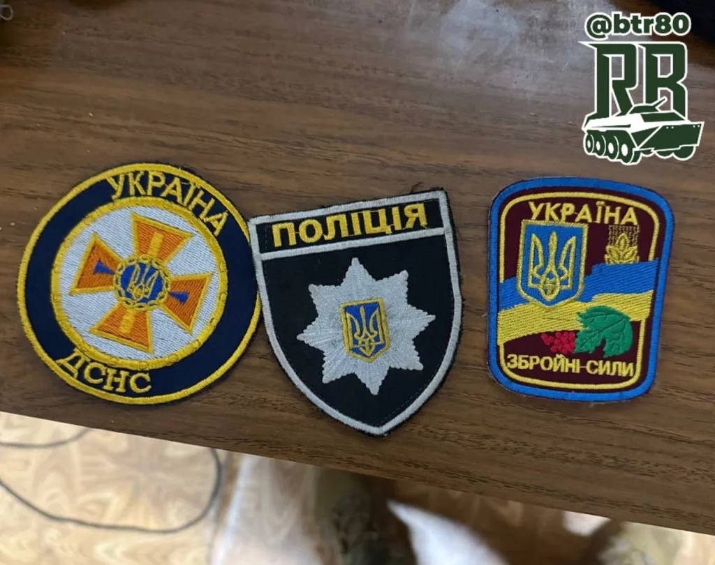 Бойцы группировки "Центр" показали захваченные трофеи
