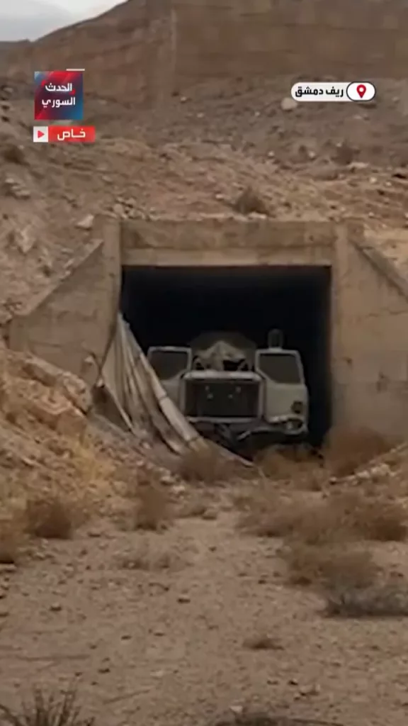 Брошенные ОТРК 9К72 «Эльбрус» («Скад») вместе с ракетами Р-17 и вспомогательной техникой бывшей сирийской армии в горах Каламун под Дамаском