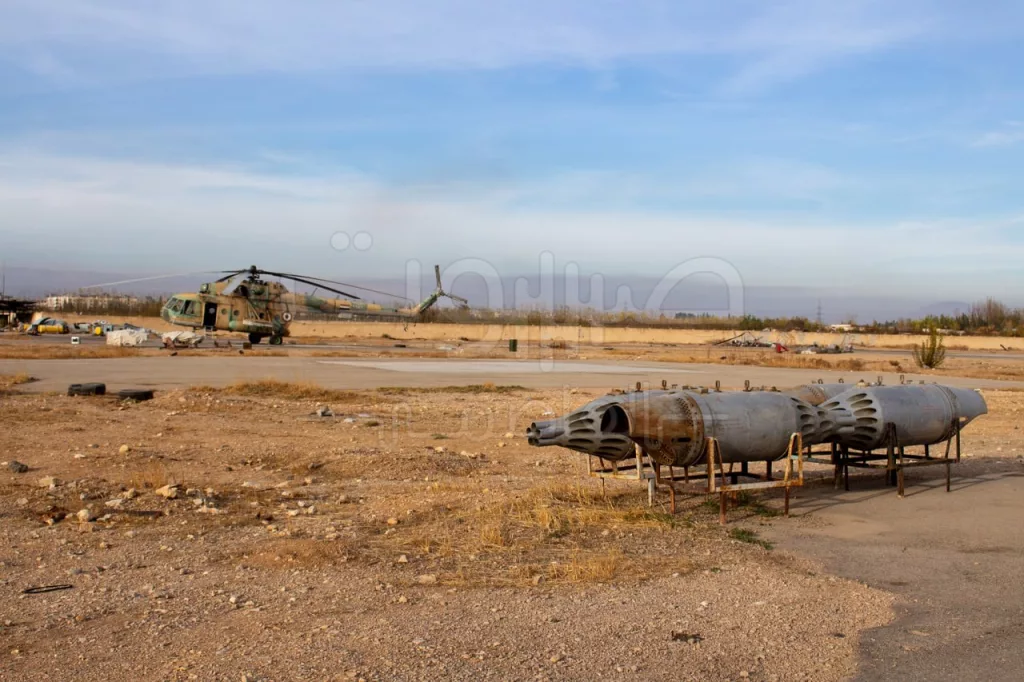 Похоже, что это единственный выживший сирийский Ми-17 на авиабазе Акраба в провинции Даръа