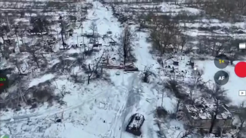 Сразу три повреждённых и брошенных БМП M2A2 Bradley ODS-SA ВСУ в районе села Новоивановка Суджанского района Курской области
