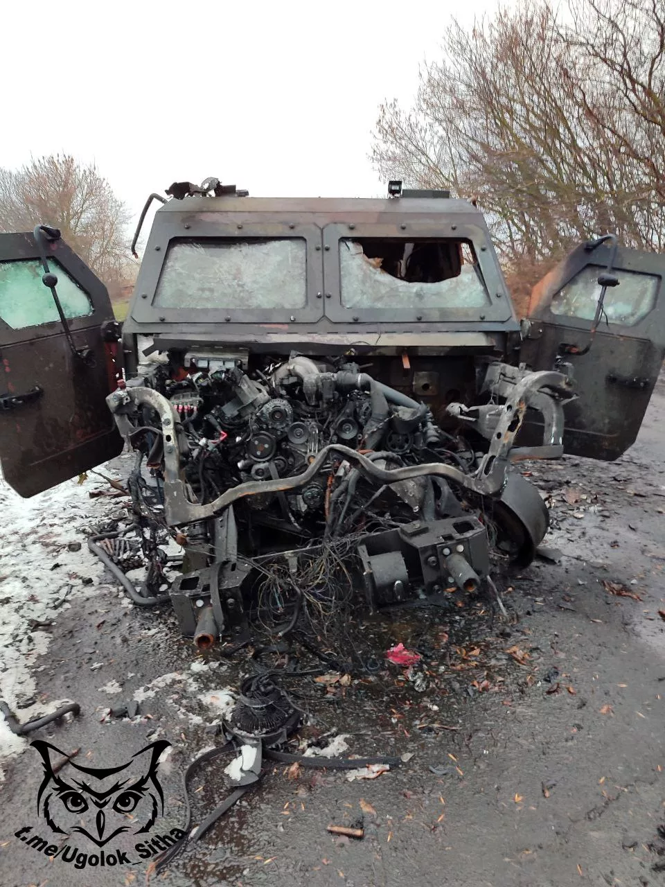 Курская область. Два уничтоженных украинских бронеавтомобиля Козак-7 около н.п.Ольговка
