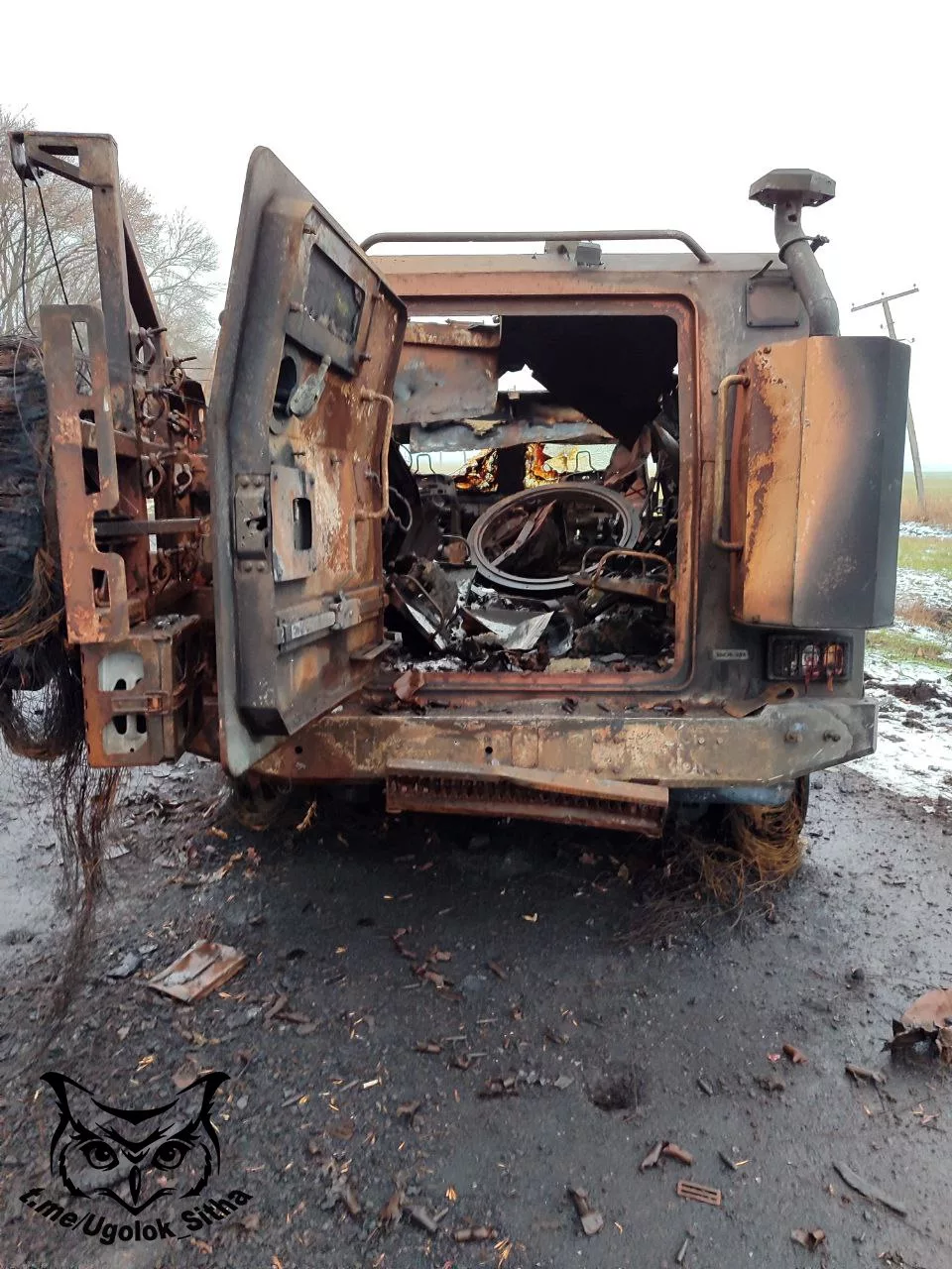 Курская область. Два уничтоженных украинских бронеавтомобиля Козак-7 около н.п.Ольговка