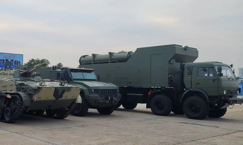 Береговой ракетный комплекс "Рубеж-МЭ" на выставке "Vietnam Defence Expo 2024" в Ханое