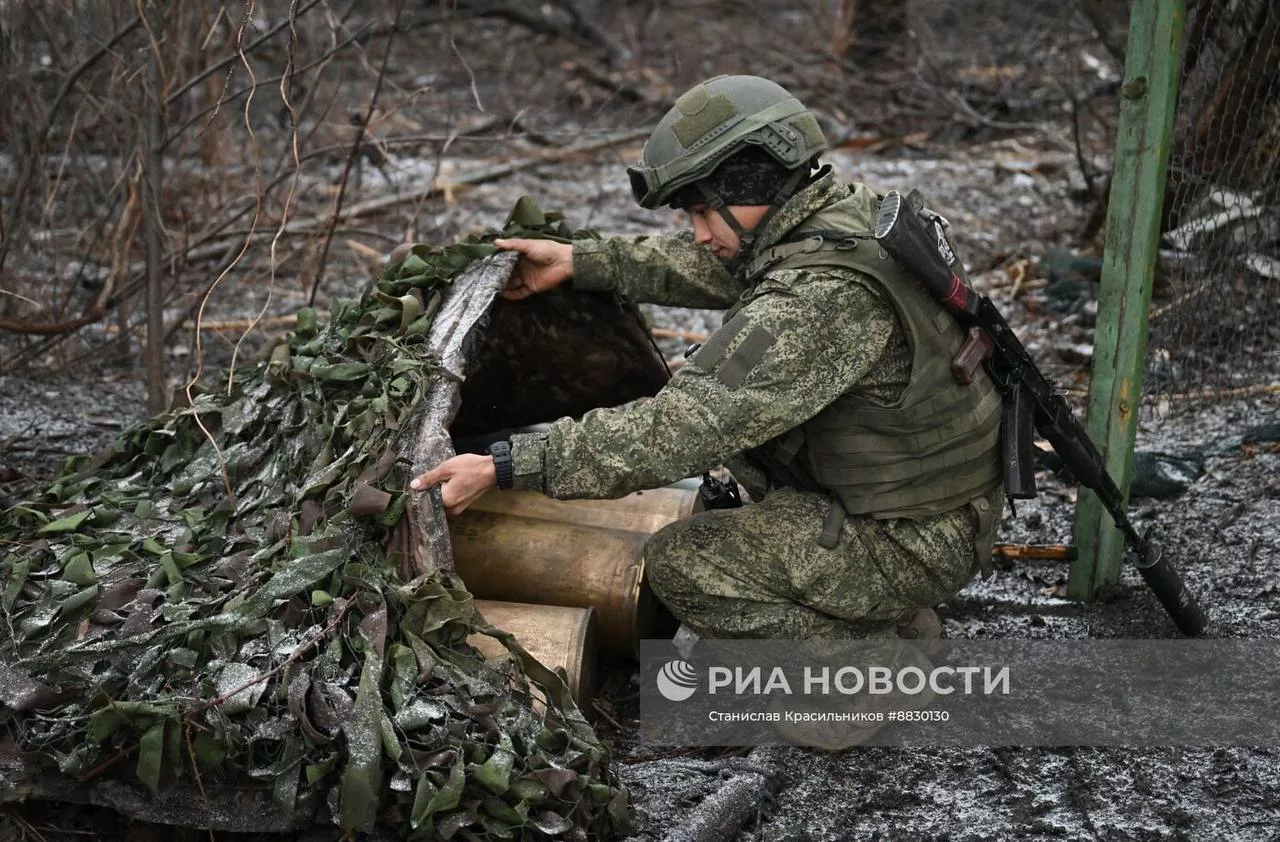 Боевая работа расчёта 152-мм самоходной пушки 2С5 «Гиацинт-С» группировки войск «Центр» на Красноармейском направлении