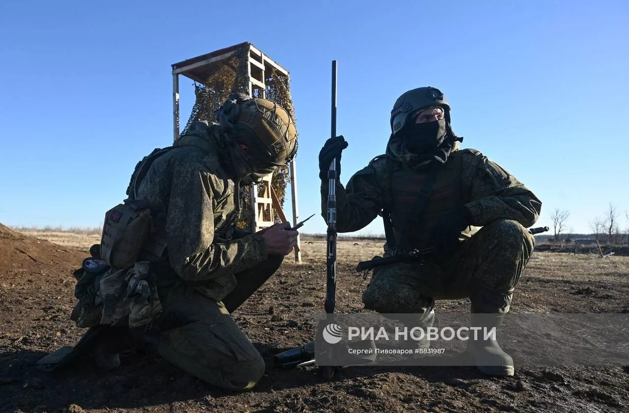 На одном из полигонов в Ростовской области военнослужащие проходят подготовку по противодействию БПЛА перед отправкой в зону проведения СВО