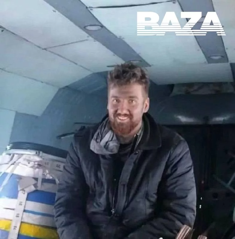 На Камчатке найдены живыми пилоты потерпевшего крушение самолета. Они трое суток грелись сжигая топливо в ведре и топили снег чтобы не умереть от жажды