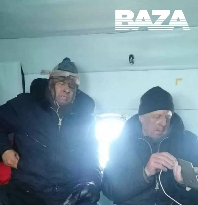 На Камчатке найдены живыми пилоты потерпевшего крушение самолета. Они трое суток грелись сжигая топливо в ведре и топили снег чтобы не умереть от жажды