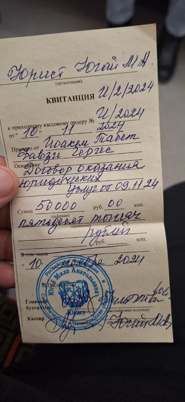 Два майора: Санкт-Петербург. Группа мутных "волонтеров" беспрепятственно посещает госпиталя с ранеными добровольцами из числа военнослужащих-иностранцев и обманом пытается переписывать на себя выплаты по ранениям