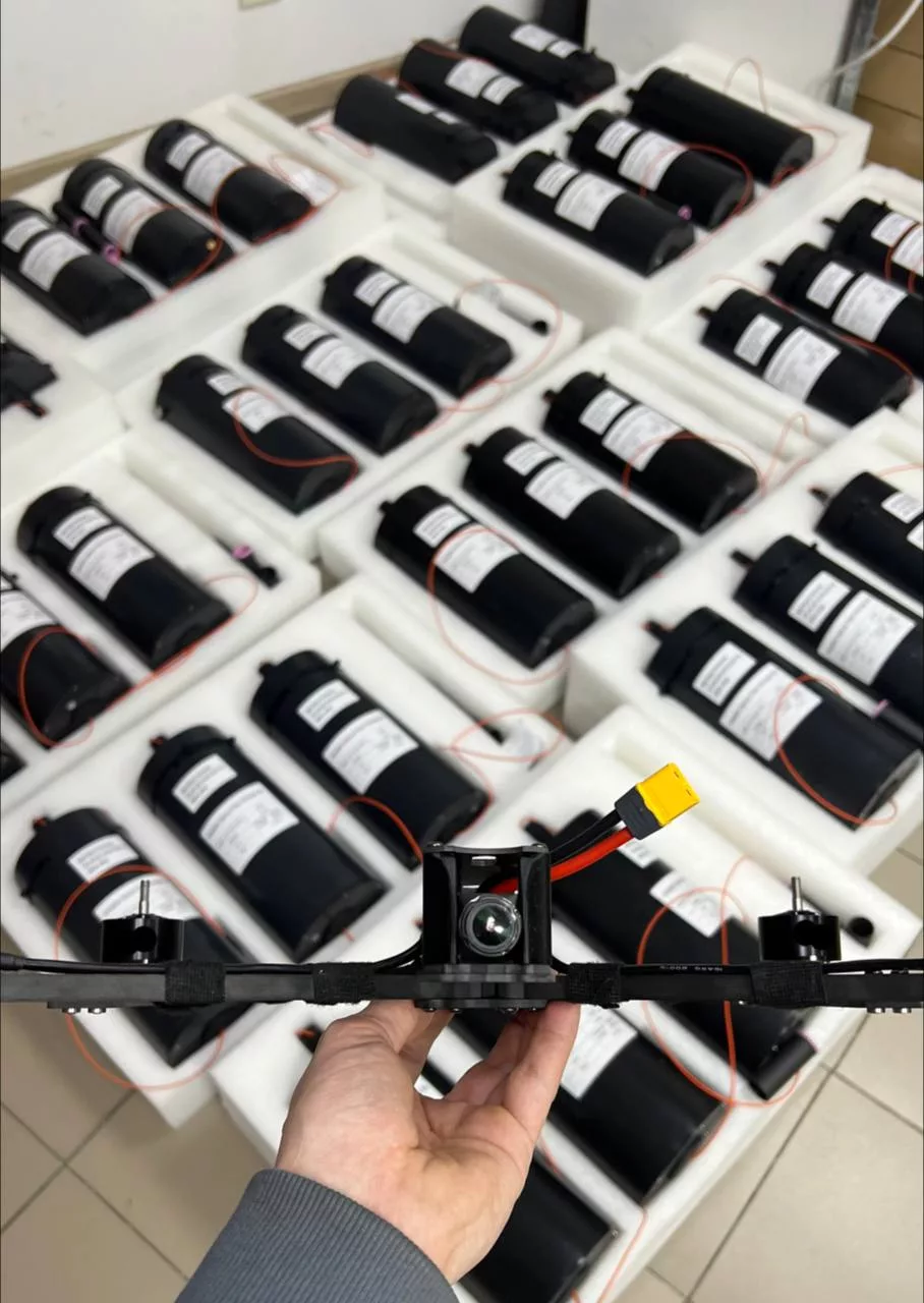 Противник расширяет производство собственных дронов с оптоволоконным наведением