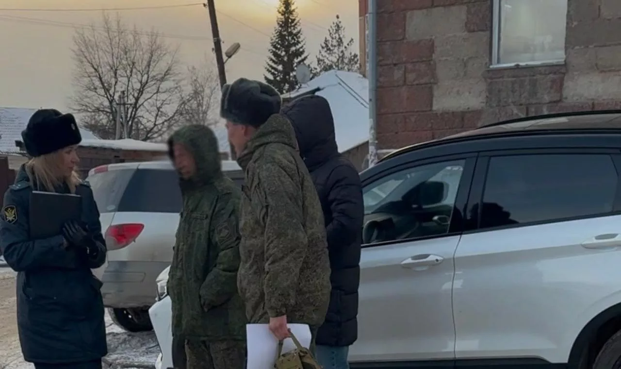 Конфискованный у новосибирца автомобиль отправили на фронт